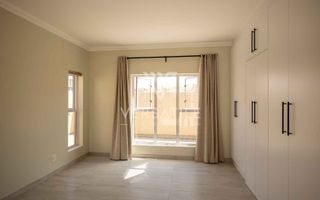 4 Bedroom House To Rent in ROSSMUND GOLF RESORT