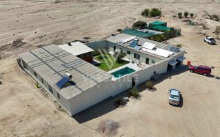 4 Bedroom Small Holding / Plot For Sale in River Plots