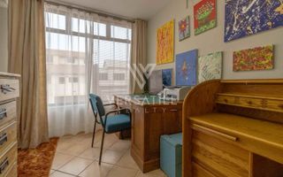 3 Bedroom Townhouse For Sale in Long Beach