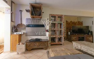 3 Bedroom Townhouse For Sale in Long Beach