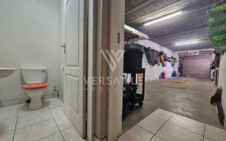 3 Bedroom Townhouse For Sale in Long Beach