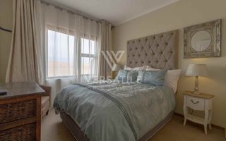 3 Bedroom Townhouse For Sale in Long Beach