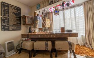 3 Bedroom Townhouse For Sale in Long Beach