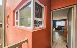 2 Bedroom Apartment/Penthouse For Sale in Long Beach