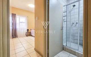 2 Bedroom Apartment/Penthouse For Sale in Long Beach