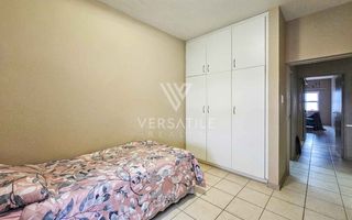 2 Bedroom Apartment/Penthouse For Sale in Long Beach