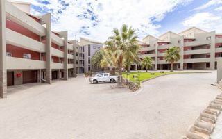 2 Bedroom Apartment/Penthouse For Sale in Long Beach