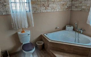 3 Bedroom House For Sale in Oshakati