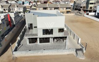 4 Bedroom House For Sale in Mile 4