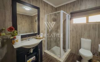 4 Bedroom House For Sale in Mile 4