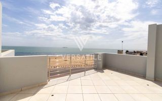 3 Bedroom Townhouse To Rent in Long Beach