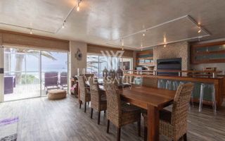 4 Bedroom House For Sale in Long Beach