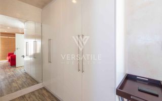 4 Bedroom House For Sale in Long Beach