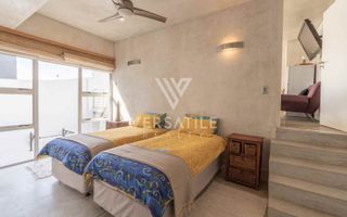 4 Bedroom House For Sale in Long Beach