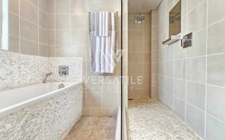 4 Bedroom House For Sale in Long Beach