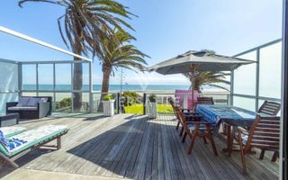 4 Bedroom House For Sale in Long Beach