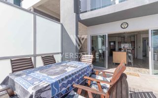 4 Bedroom House For Sale in Long Beach