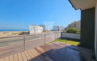 3 Bedroom House For Sale in Dolphin Beach