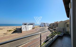 3 Bedroom House For Sale in Dolphin Beach