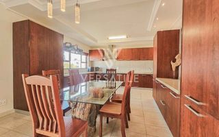 3 Bedroom House For Sale in Dolphin Beach