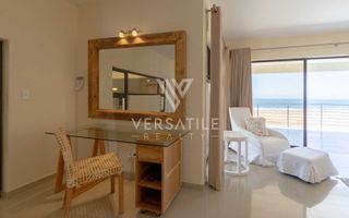 4 Bedroom House For Sale in Long Beach