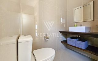 4 Bedroom House For Sale in Long Beach