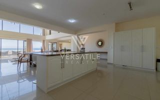 4 Bedroom House For Sale in Long Beach