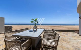 4 Bedroom House For Sale in Long Beach