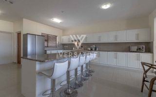 4 Bedroom House For Sale in Long Beach