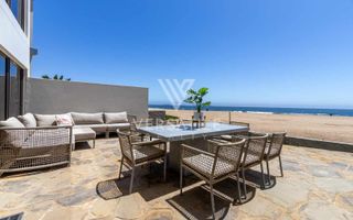 4 Bedroom House For Sale in Long Beach