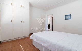 3 Bedroom House For Sale in Long Beach