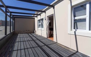 3 Bedroom House For Sale in Long Beach