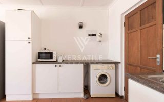 3 Bedroom House For Sale in Long Beach