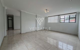 6 Bedroom House For Sale in Auasblick