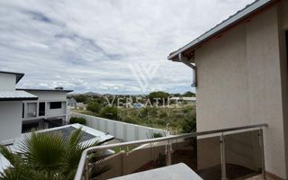 6 Bedroom House For Sale in Auasblick