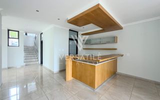 6 Bedroom House For Sale in Auasblick