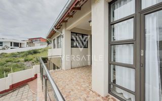 6 Bedroom House For Sale in Auasblick