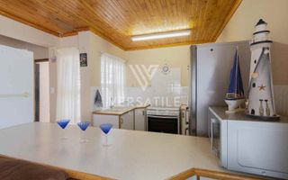 4 Bedroom Townhouse For Sale in Long Beach