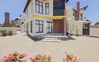 4 Bedroom Townhouse For Sale in City Centre, Swakopmund