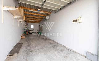 2 Bedroom Townhouse For Sale in Long Beach