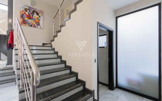 3 Bedroom House For Sale in Long Beach