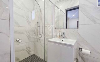 3 Bedroom House For Sale in Long Beach