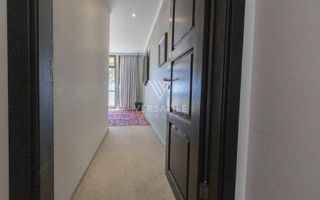 3 Bedroom House For Sale in Long Beach