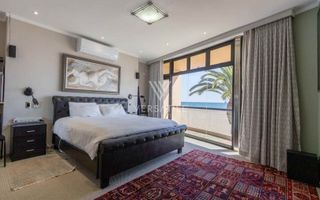 3 Bedroom House For Sale in Long Beach