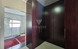 3 Bedroom House For Sale in Long Beach