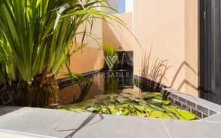 3 Bedroom House For Sale in Long Beach