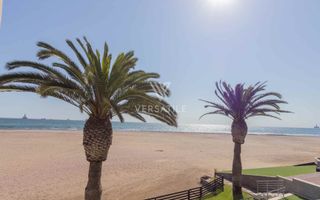 3 Bedroom House For Sale in Long Beach