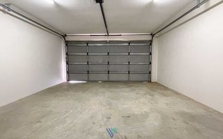 3 Bedroom House For Sale in Long Beach