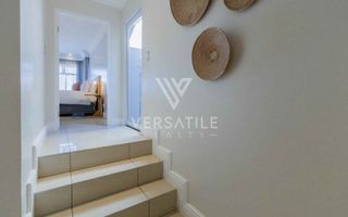 4 Bedroom House For Sale in Long Beach