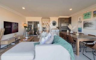 4 Bedroom House For Sale in Long Beach